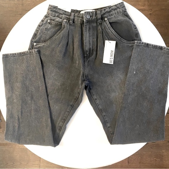 Refuge Black Pleated High Waist 80s Mom Jeans - Picture 7 of 7